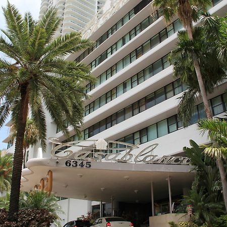 Private Apartments At The Casablanca Miami Beach Eksteriør bilde