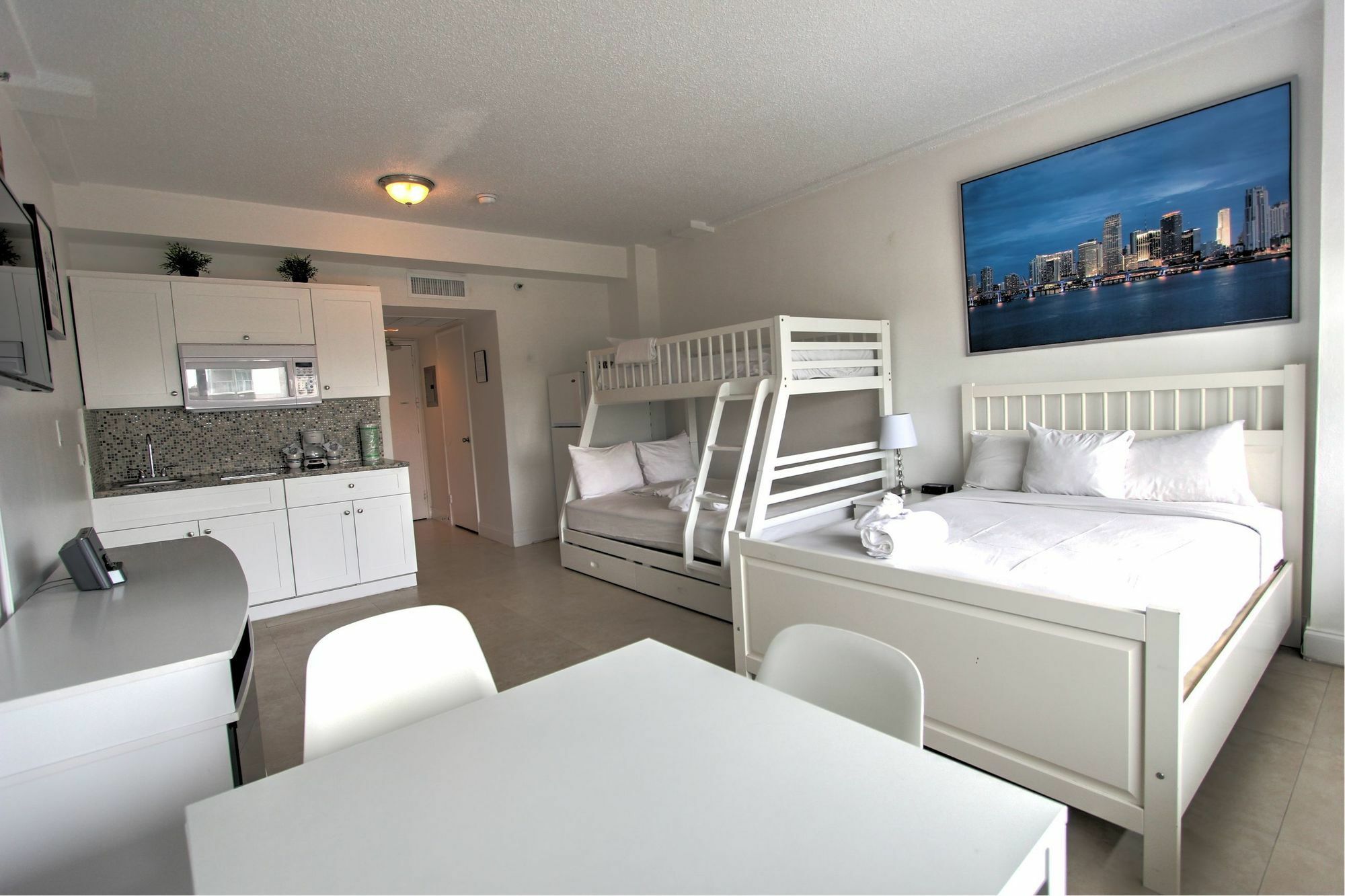 Private Apartments At The Casablanca Miami Beach Eksteriør bilde
