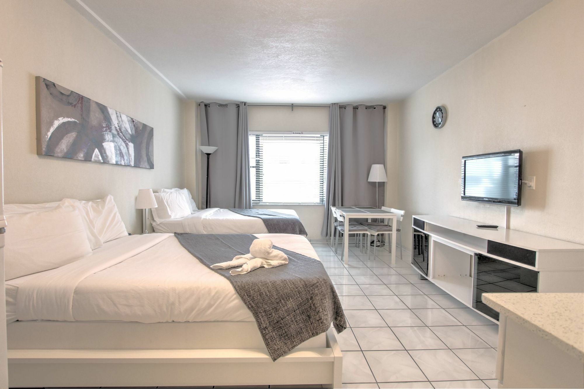 Private Apartments At The Casablanca Miami Beach Eksteriør bilde