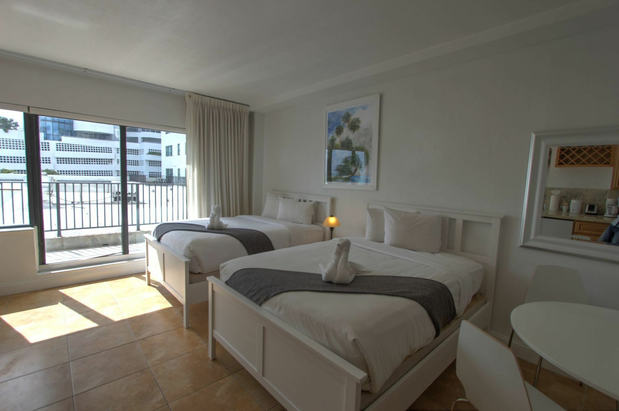 Private Apartments At The Casablanca Miami Beach Eksteriør bilde